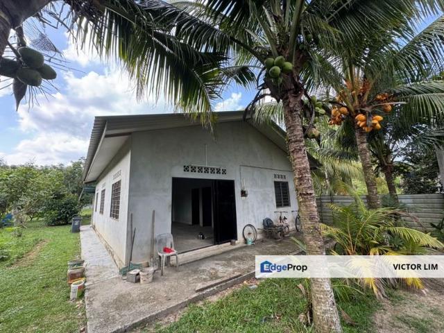 Shop for sale in Kota Tinggi