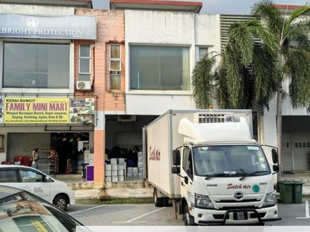 Shop for sale in Tanjong Sepat, Selangor