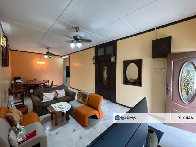 House for sale in Tanjong Sepat, Selangor