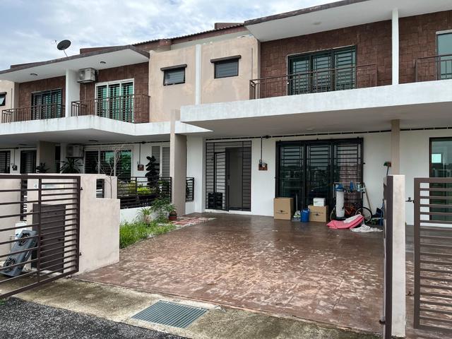 Terraced House for sale in Sepang, Tanjong Sepat