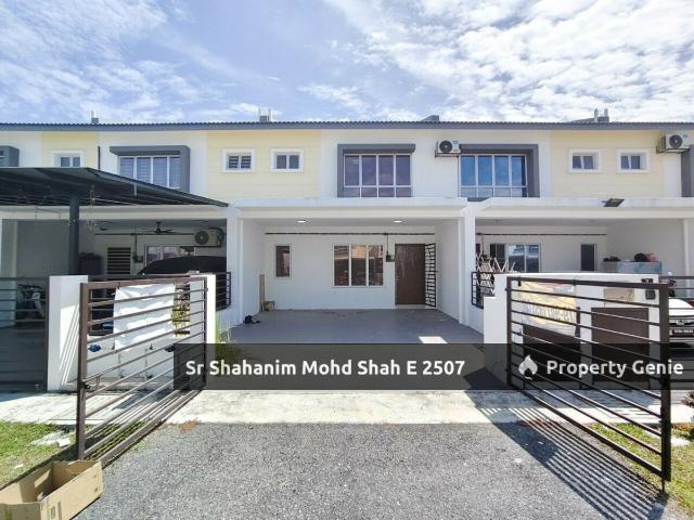 Terraced House for sale in Tanjong Sepat, Selangor