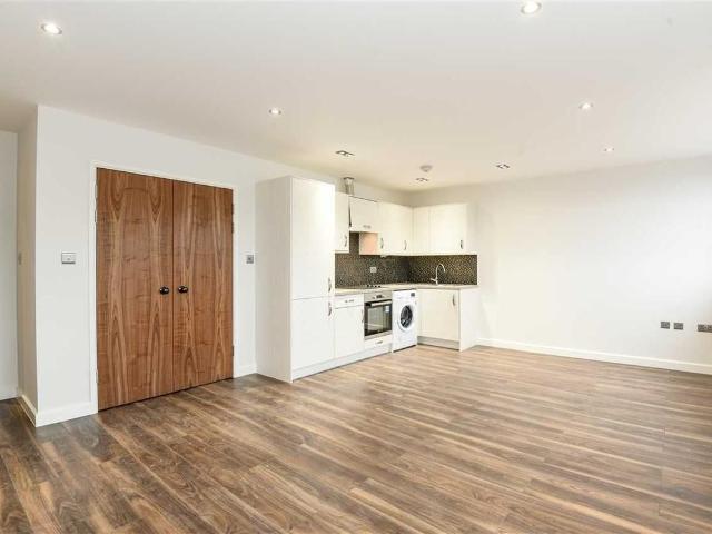 Studio for rent in Cressex, Buckinghamshire