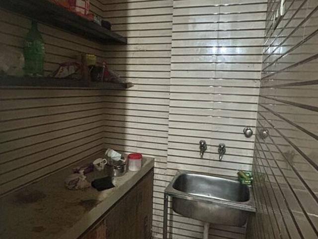 Property for rent in Deri