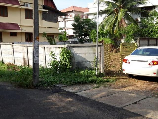 Land for sale in Thrissur, Kerala