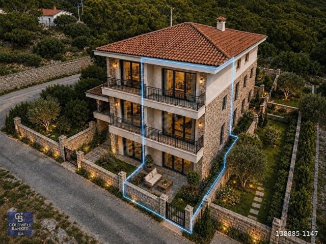 Ayvalik, Balikesir içerisinde satılık Villa