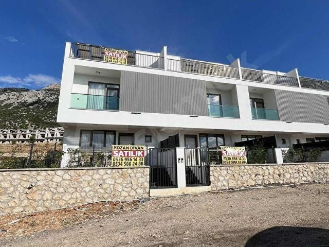 Ağlıboğaz, Kozan içerisinde satılık Villa