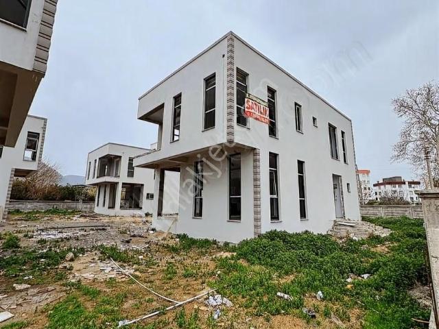 Kozan, Adana içerisinde satılık mülk