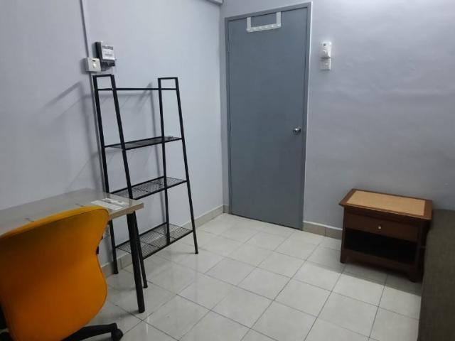 Room for rent in Petaling, Damansara Damai