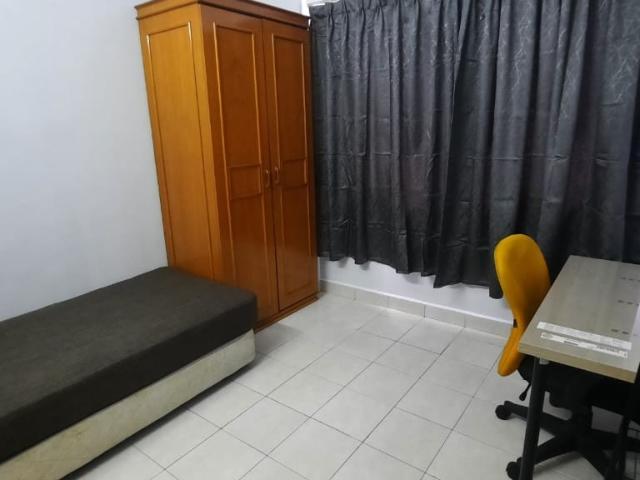 Room for rent in Petaling, Damansara Damai