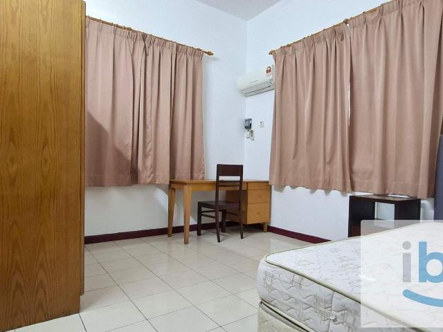 Room for rent in Petaling, Damansara Damai