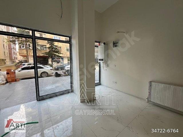 Kadiköy, İstanbul içerisinde satılık Dükkan