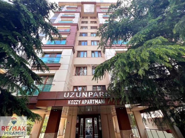 Kadiköy, İstanbul içerisinde kiralık mülk
