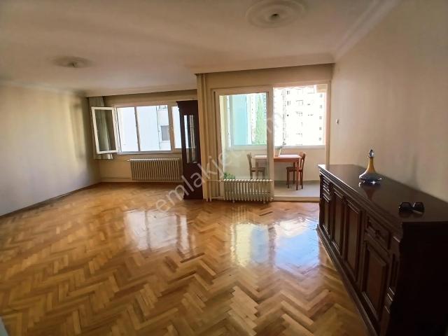 Kadiköy, İstanbul içerisinde satılık mülk