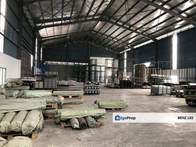 Warehouse for rent in Selayang, Selangor