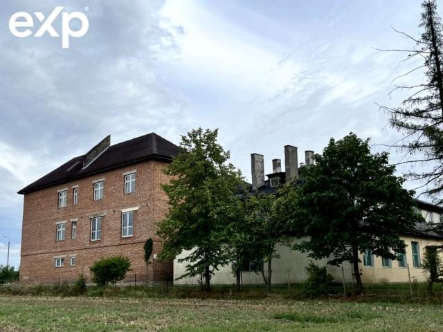 Dom na sprzedaż w Tomaszów Mazowiecki, Łódzkie