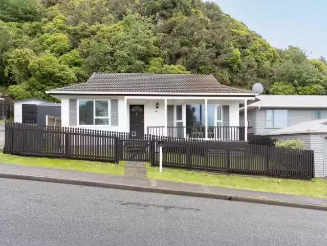 House for rent in Matata, Wellington