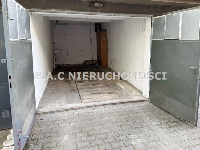Garaż na sprzedaż w Kraków, Małopolskie