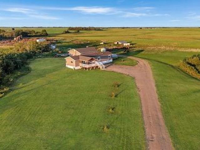 House for sale in Saskatchewan