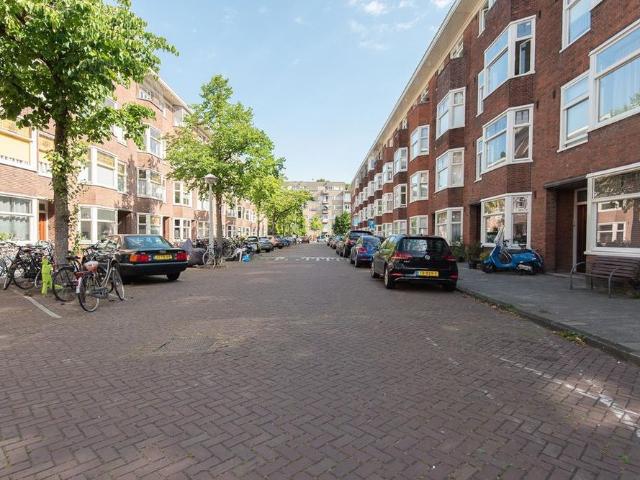 Appartement te huur in Zuid, Amsterdam