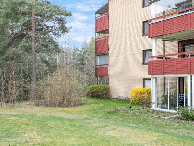 Bostad till salu i Bro, Stockholm