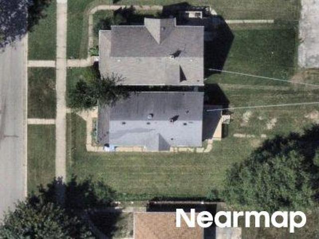 House for sale in Great Lakes, Illinois