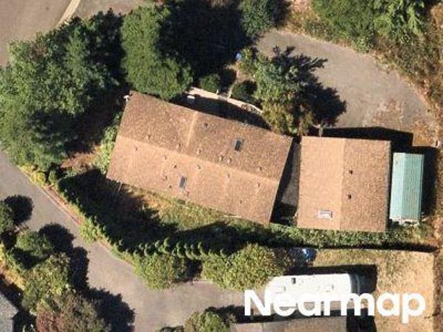 House for sale in Lakeside