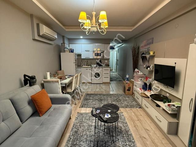 Buca, İzmir içerisinde satılık mülk