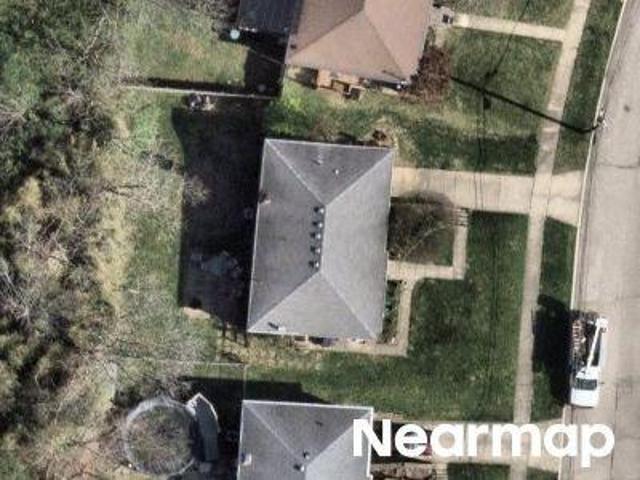 House for sale in Roselawn, Ohio