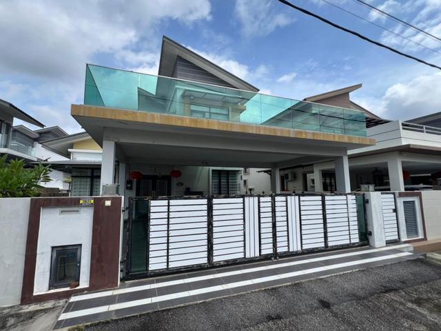 Bungalow for sale in Malaka