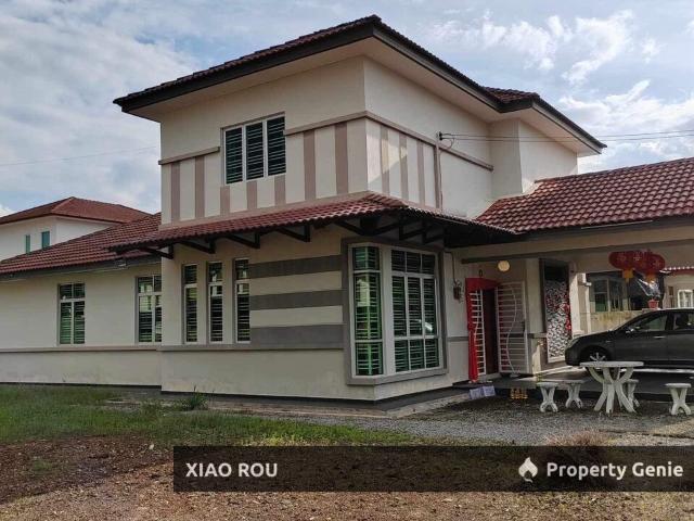 Bungalow for sale in Malaka