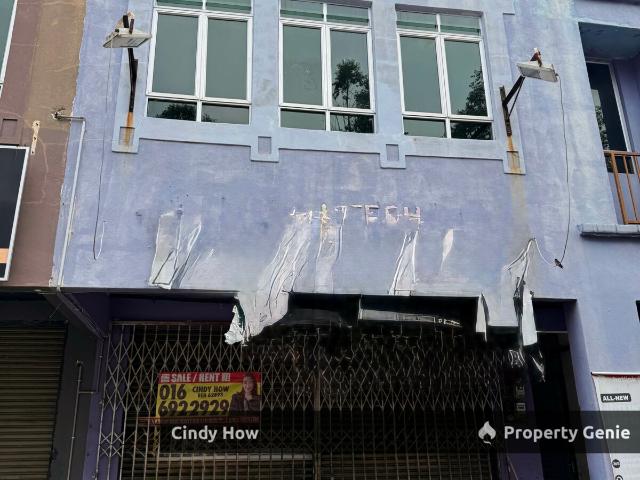 Shop for rent in Malaka