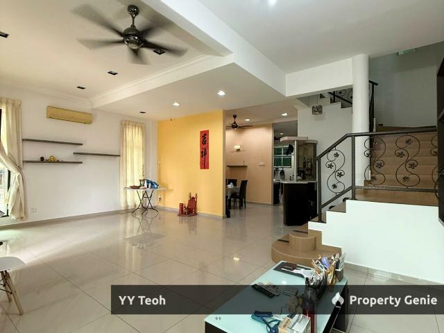 Residential House for sale in Malaka
