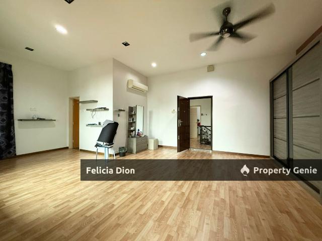 Residential House for sale in Malaka