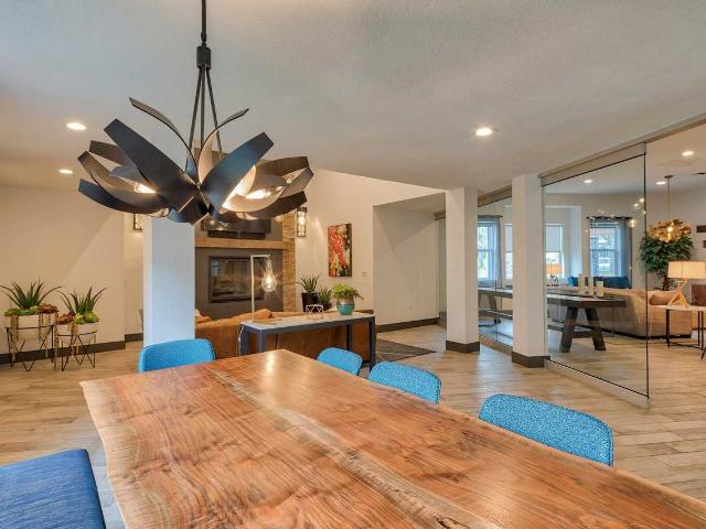 Apartment for rent in Lake Oswego, Oregon