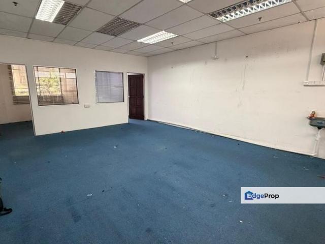 Shop for rent in Sungai Nibong, George Town