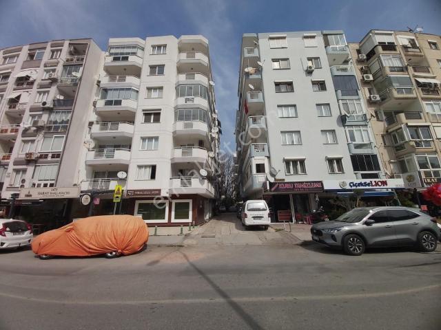 Karşiyaka, İzmir içerisinde satılık mülk