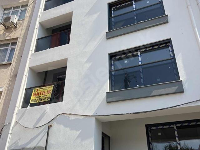 Karşiyaka, İzmir içerisinde satılık mülk