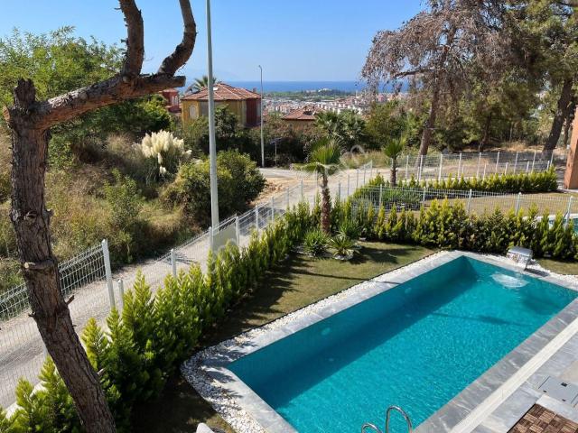 Kuşadasi, Aydin içerisinde satılık Villa