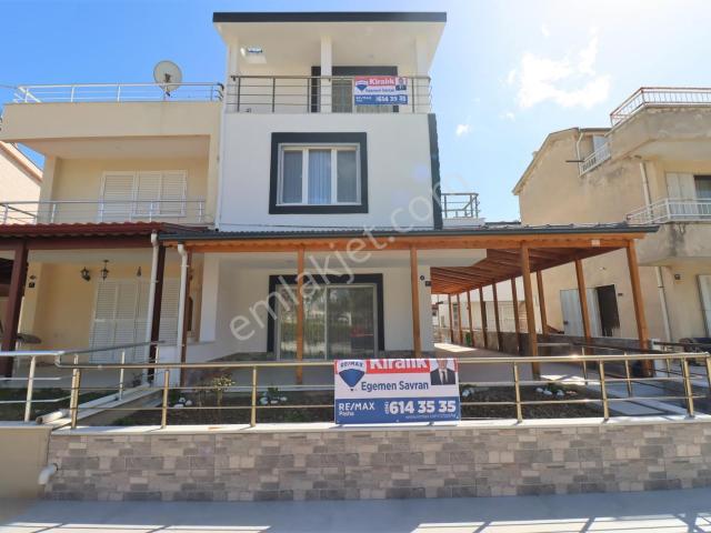 Kuşadasi, Aydin içerisinde kiralık Villa