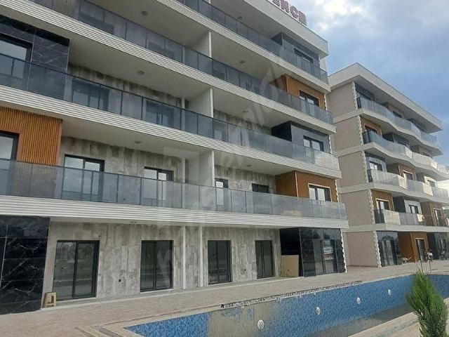 Yeniköy Mahallesi, Kuşadası içerisinde satılık mülk