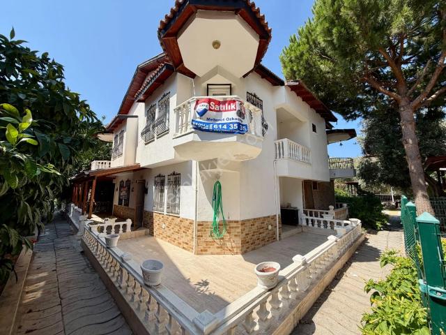 Kuşadasi, Aydin içerisinde satılık Villa