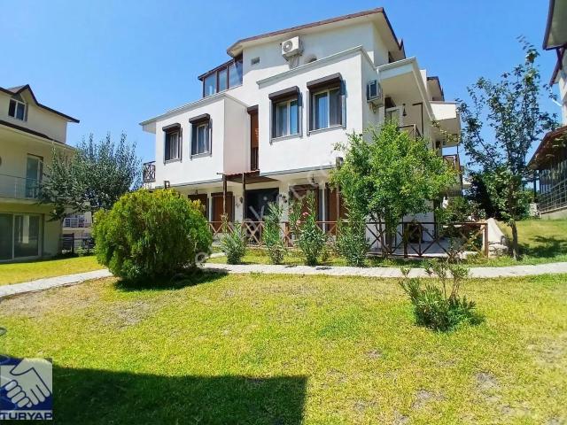 Kuşadasi, Aydin içerisinde satılık Villa