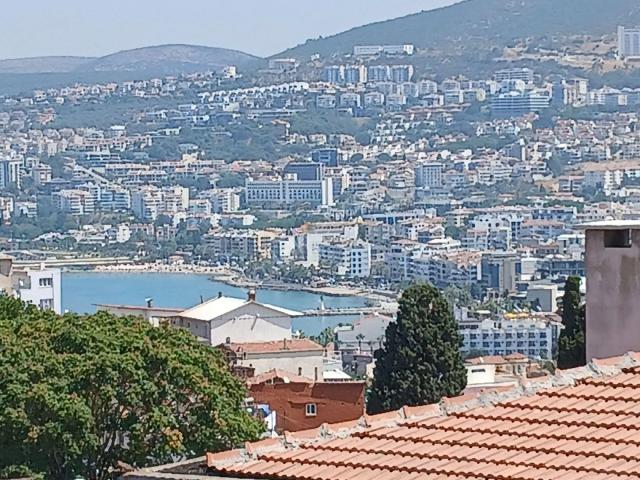 Kuşadasi, Aydin içerisinde satılık mülk