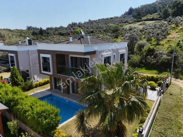 Kuşadasi, Aydin içerisinde satılık Villa