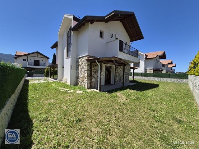 Caferli Mahallesi, Kuşadası içerisinde satılık Villa