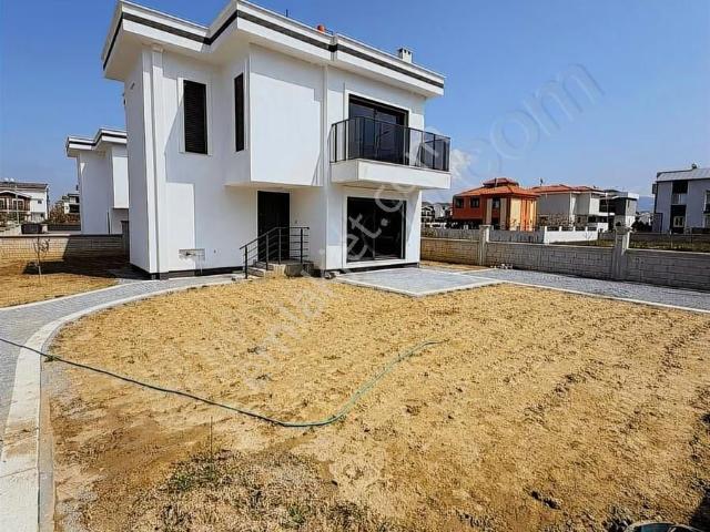 Kuşadasi, Aydin içerisinde satılık Villa