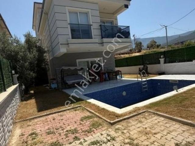 Kuşadasi, Aydin içerisinde satılık Villa
