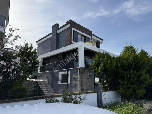Kuşadasi, Aydin içerisinde satılık Villa