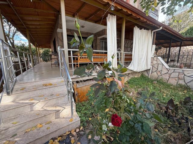 Kuşadasi, Aydin içerisinde satılık Villa