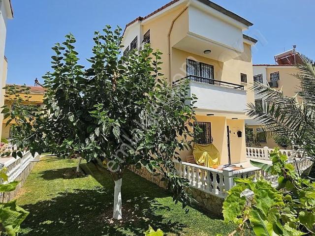 Kuşadasi, Aydin içerisinde satılık Villa